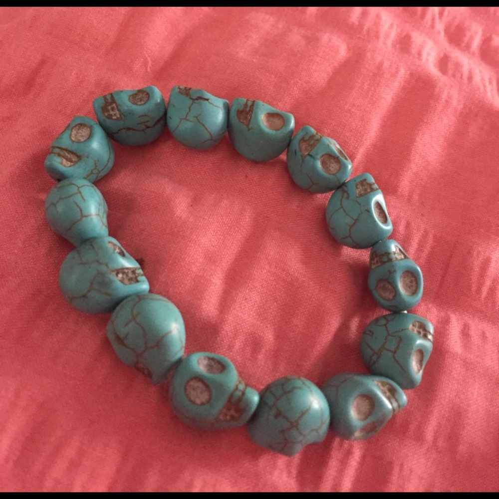 Urban Outfitters skull bracelet