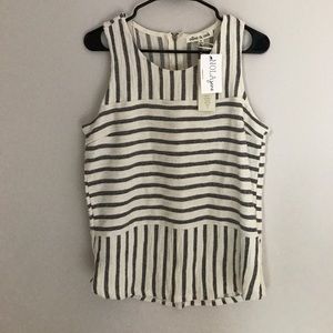 Olive & Oak Textured Tank size M