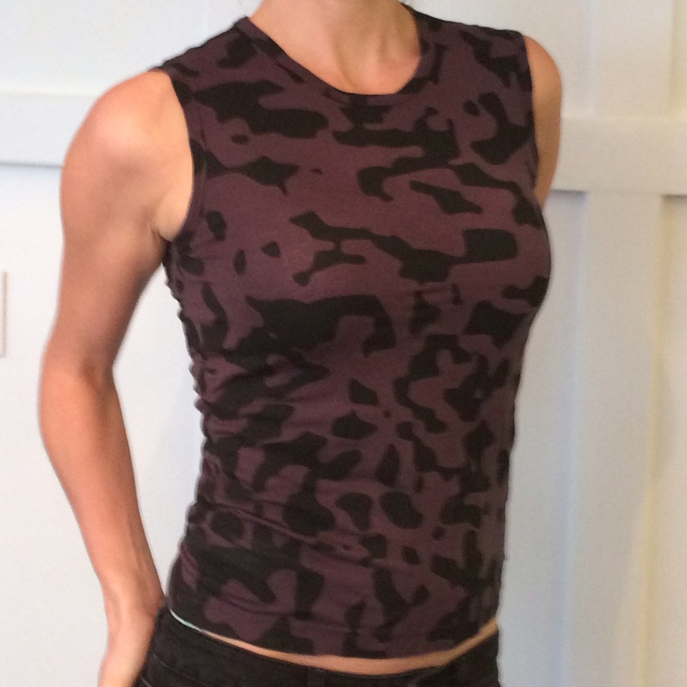 CHLOE gray tank with large black animal print