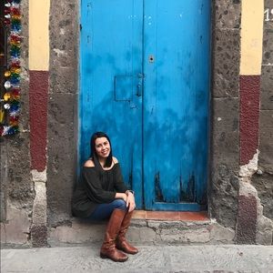 Meet your Posher, Frida