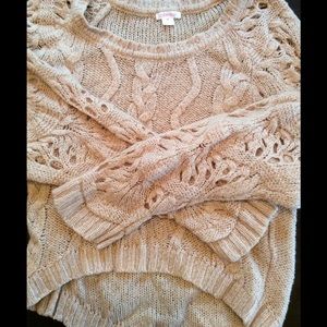 Lose knit light weight crop sweater
