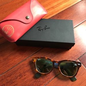 RAYBAN SUNGLASSES