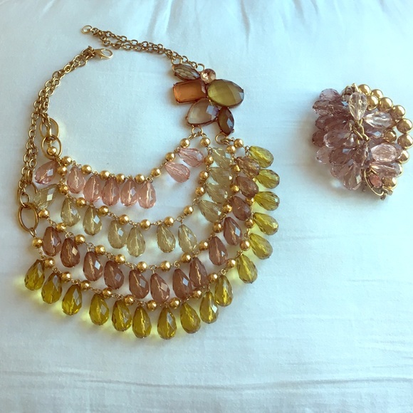Fun, settle neckless set || Price is negotiable✨ - Picture 1 of 4