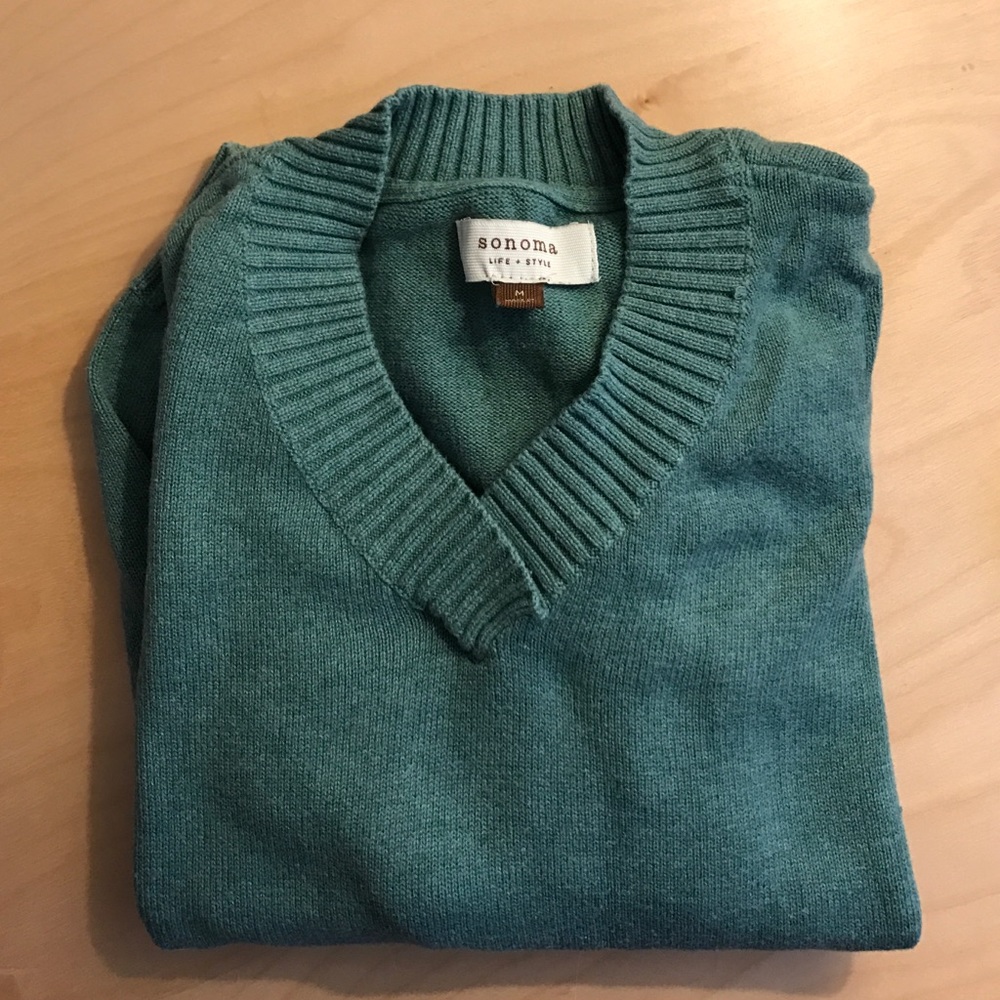 NWOT Seafoam green sweater