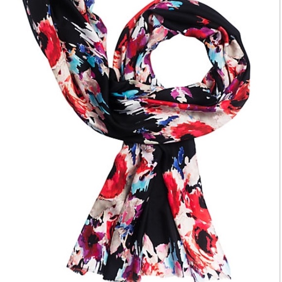 💖SOLD💖🎉HP 🎉KS floral oblong scarf - Picture 2 of 7