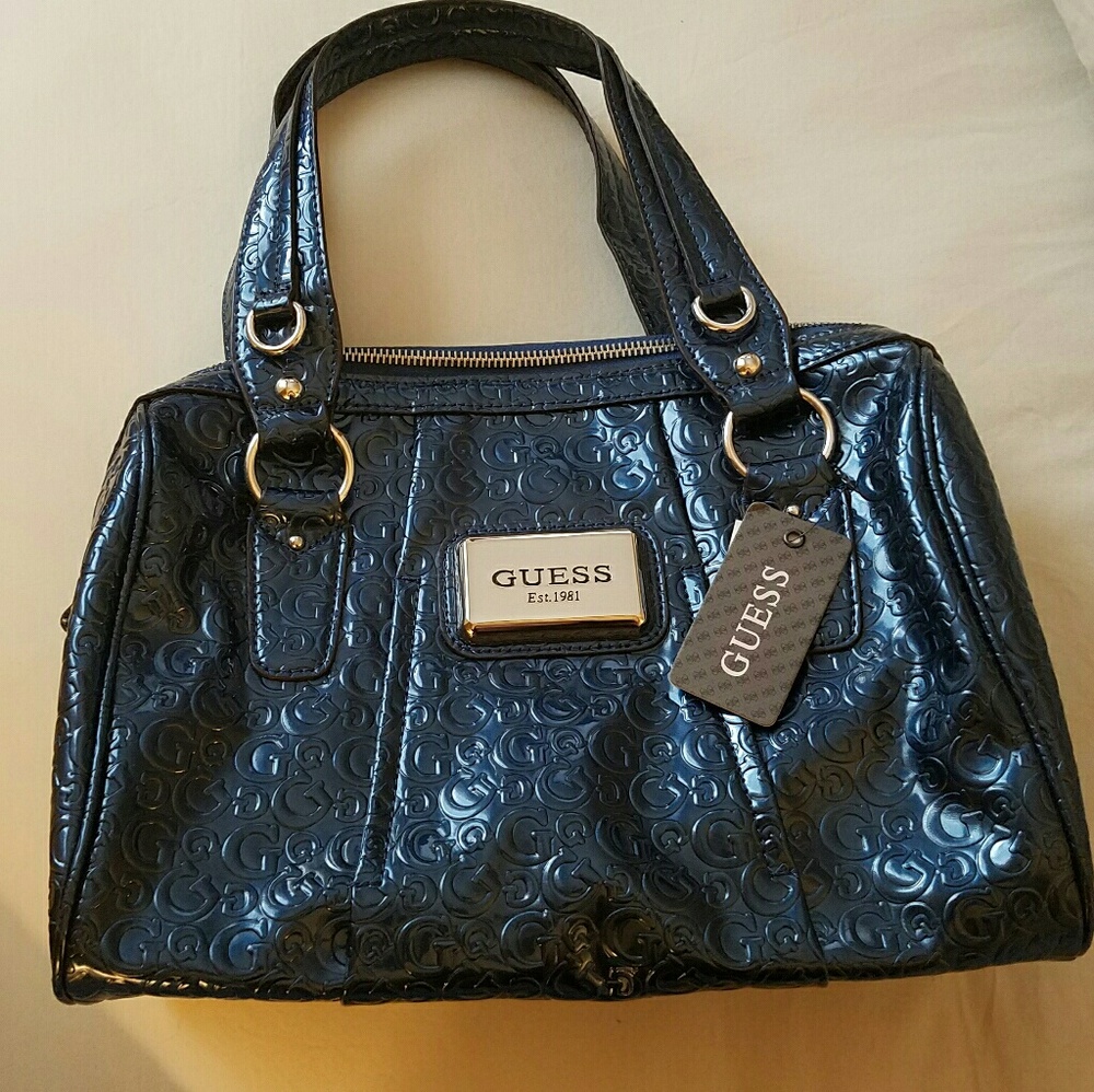 NWT Guess purse / crossbody