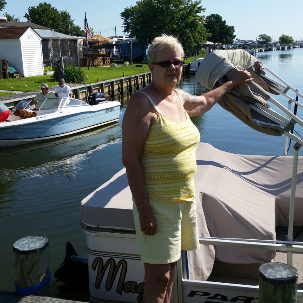 Meet your Posher, Janet