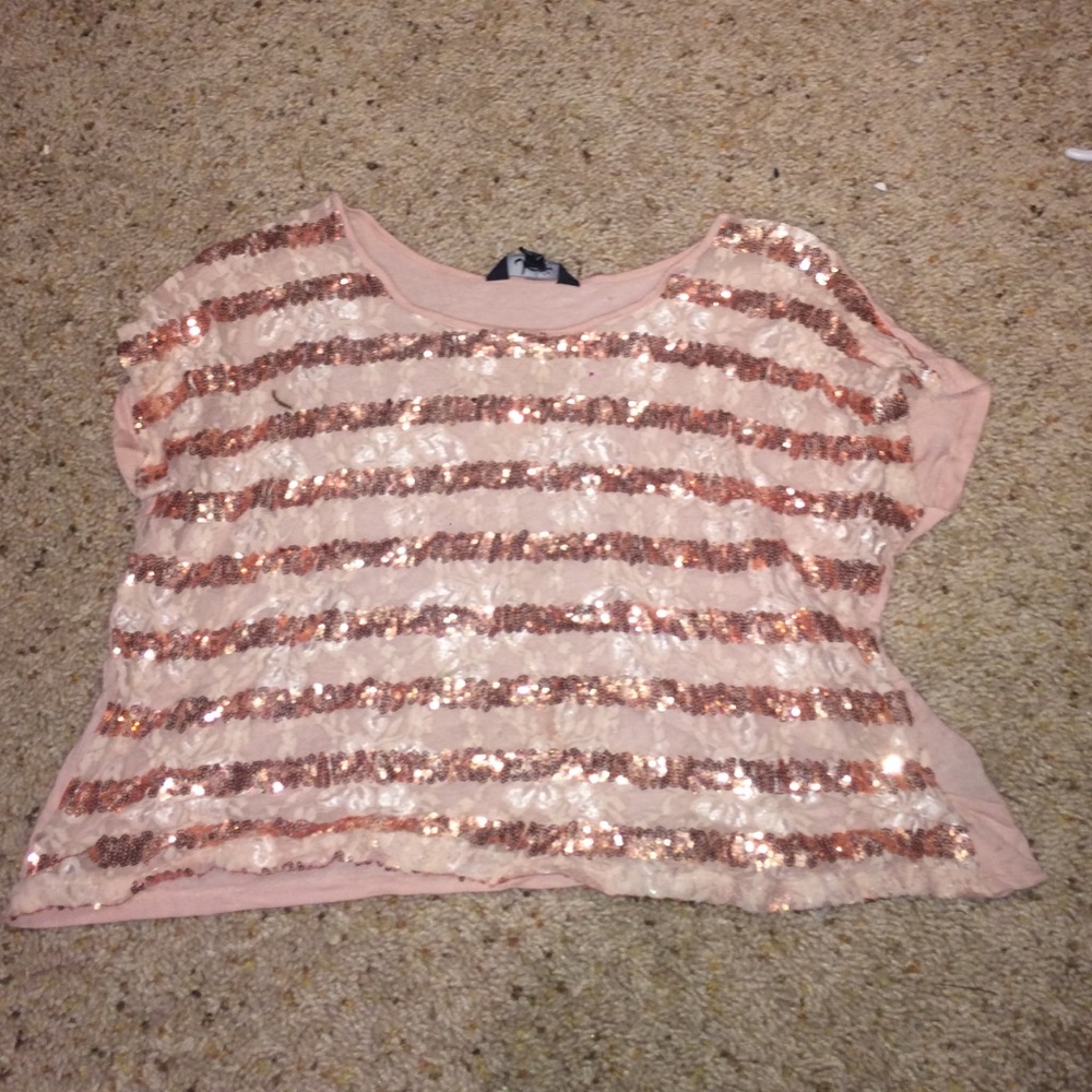 Sequence flowy pink crop top