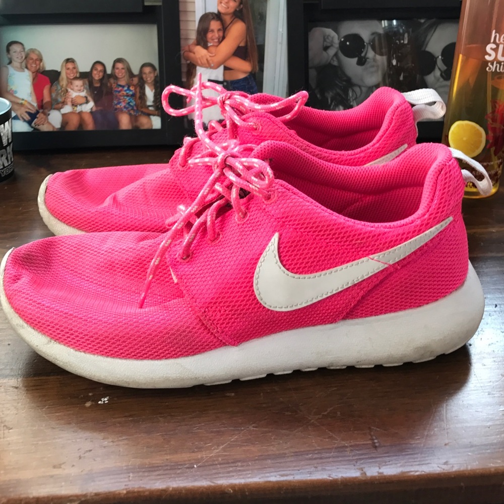 Nike roches