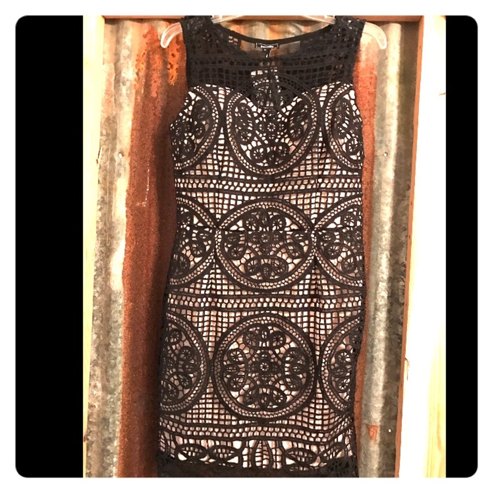 Embroidery detail dress