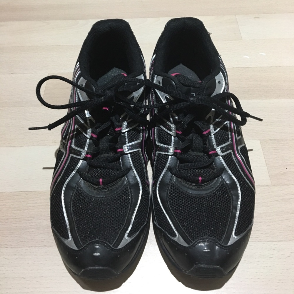 Asics gel running/athletic shoe size 11