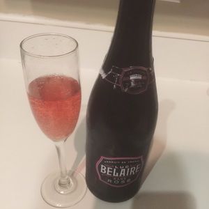 Meet your Posher, Amilkar