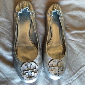 Tory Burch silver pebbled leather Reva Flats