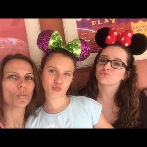 Meet your Posher, Ami