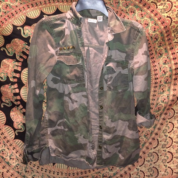 Army Jacket - Picture 2 of 3