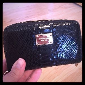 Cute Michael Kors wallet/clutch