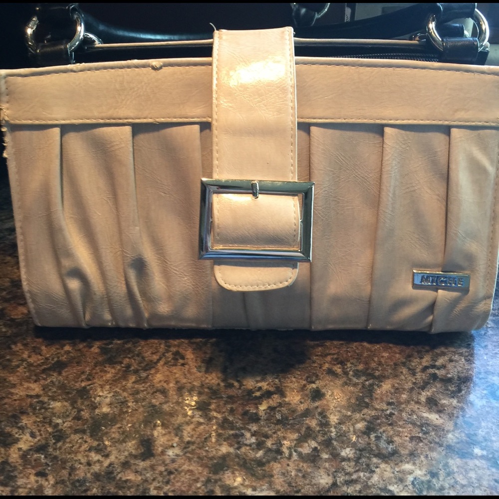 Miche shell and base