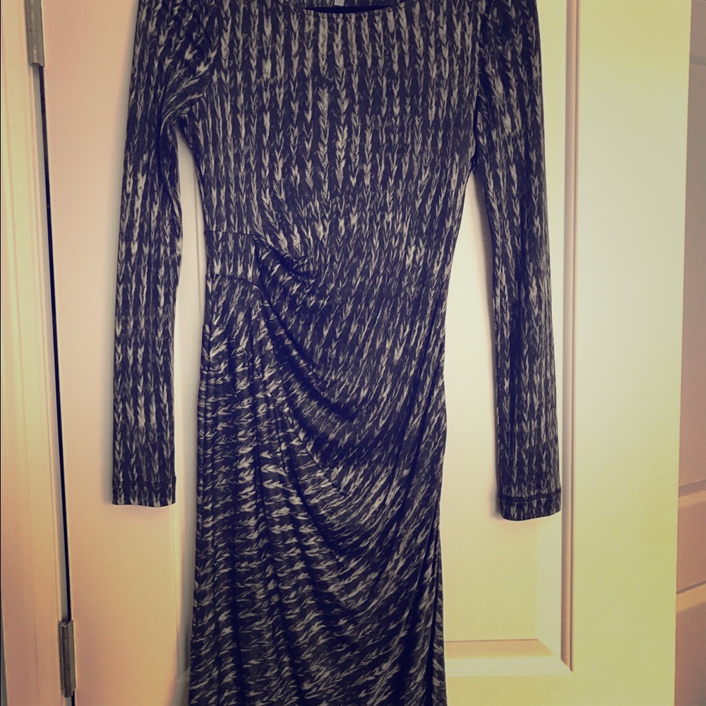 Black and white dress with gathered waist