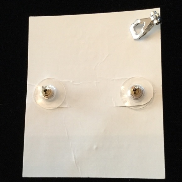 T+J CRAWLER AND STUD RHINESTONE EARRINGS - Picture 2 of 2