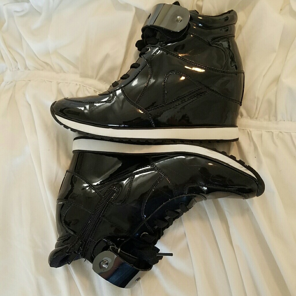 Black patent wedge sneakers