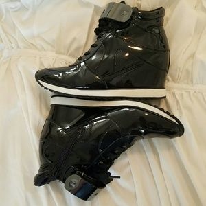 Black patent wedge sneakers