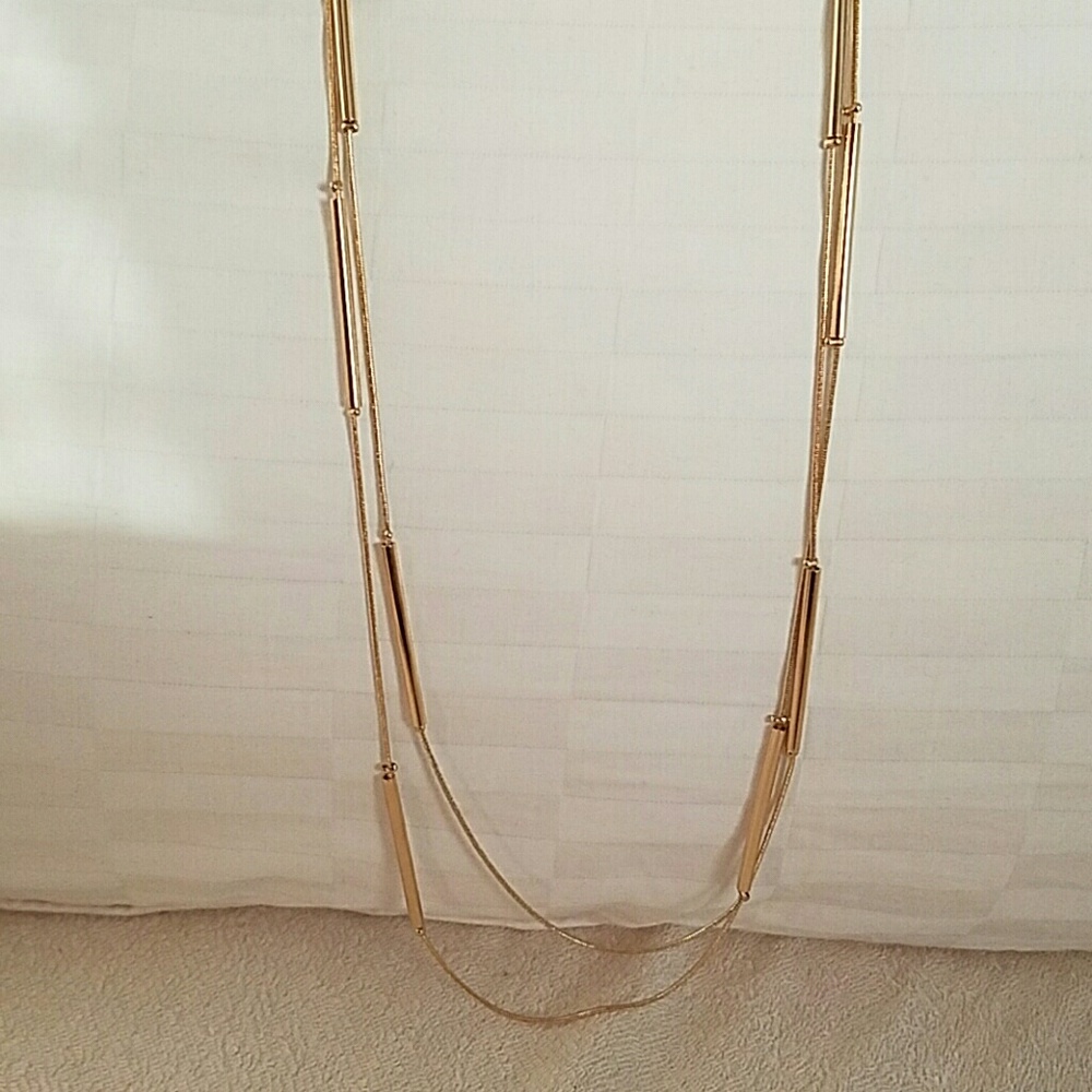 Kenneth Cole necklace