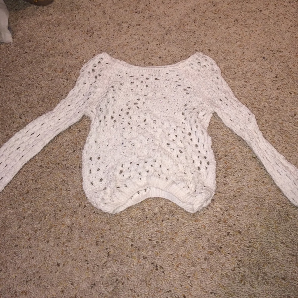 90s style white cropped sweater