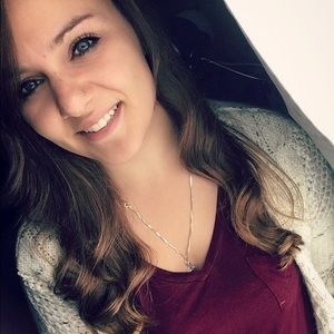 Meet your Posher, Michaela