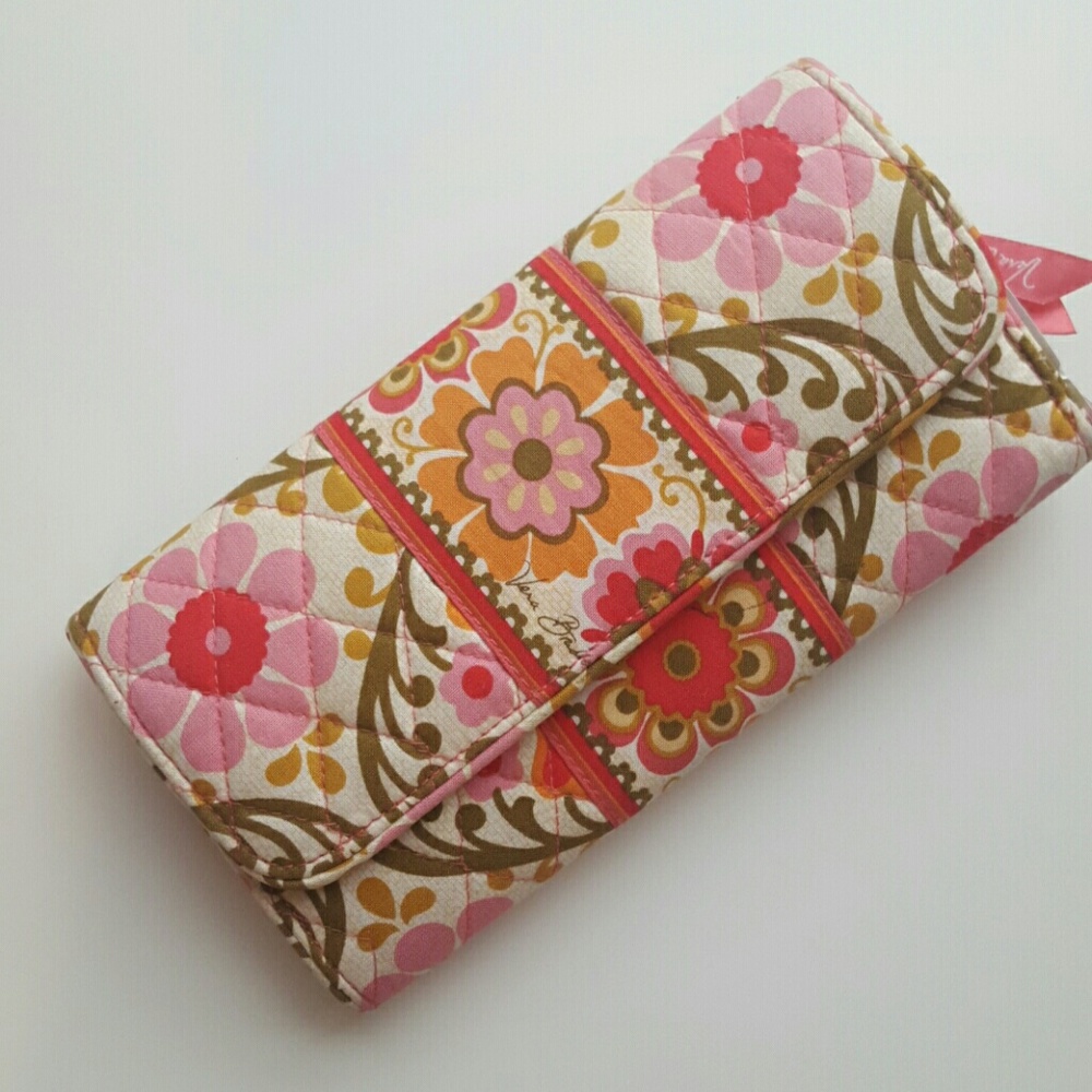 Vera Bradley wallet
