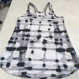 Lululemon black and white print tank