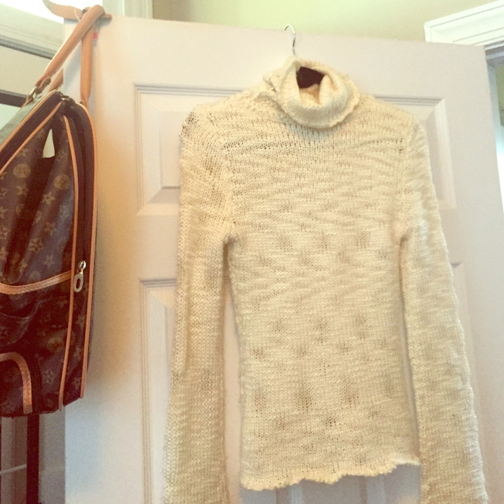Chunky nit silky soft cream turtleneck sweater