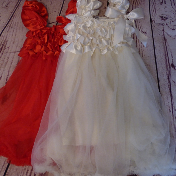 Gorgeous boutique holiday dresses NWT - Picture 4 of 4