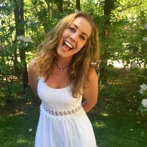 Meet your Posher, Brooke