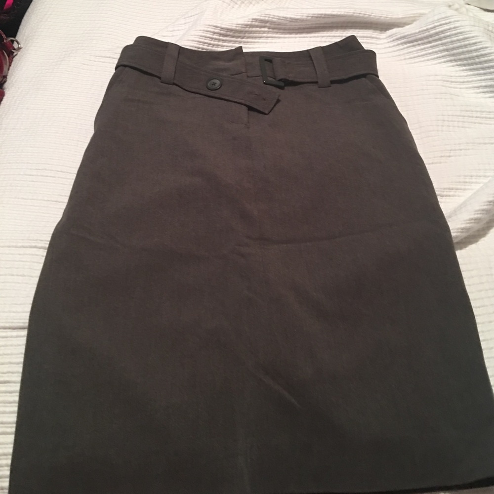 Rafaella Pencil skirt with split, pockets & belt