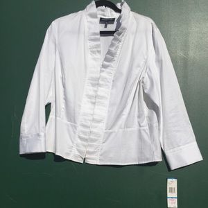 Jones NY Signature white ruffled blouse