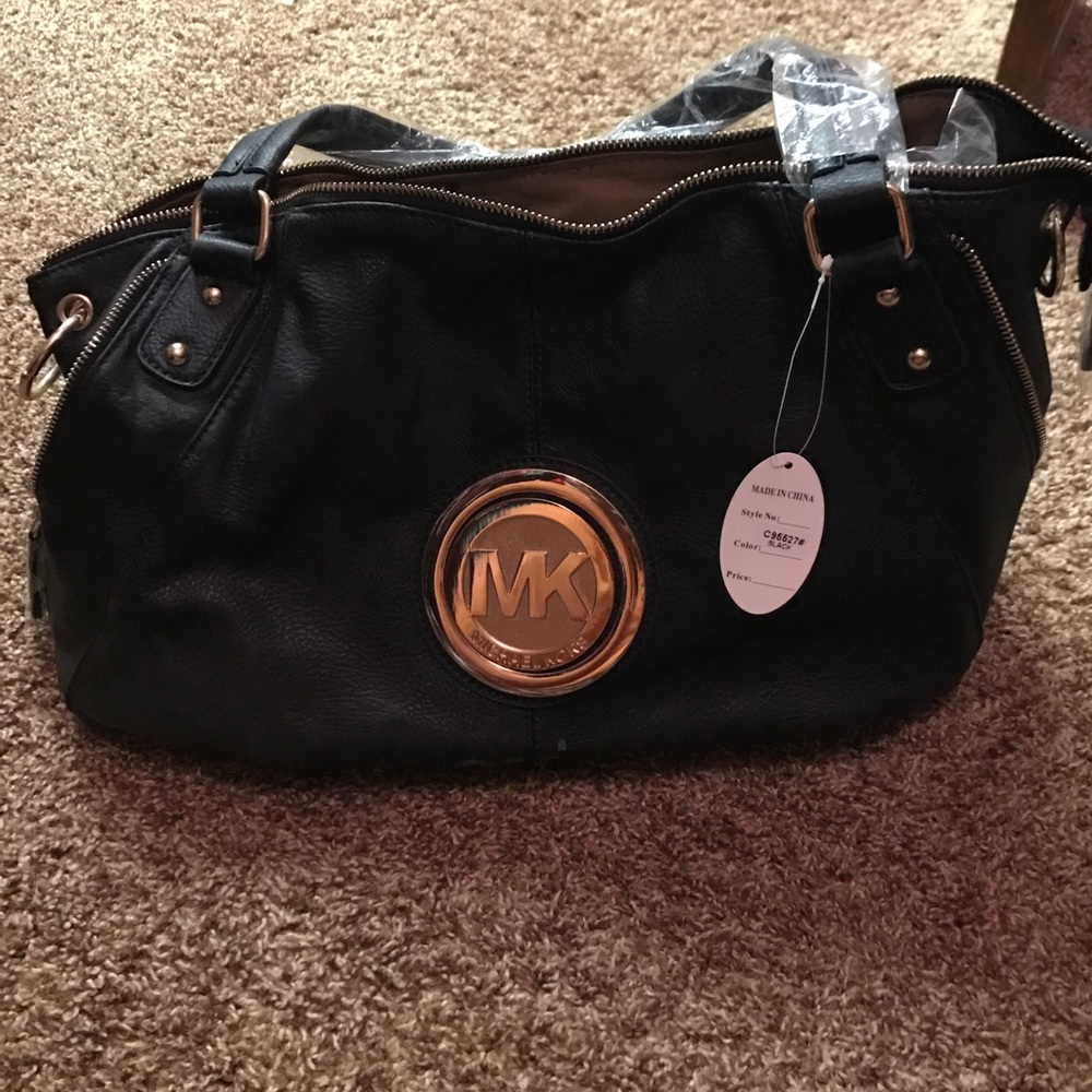 Michael Kors Fashion Black Purse