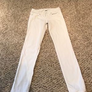 American Eagle 🦅 white skinny Jeans