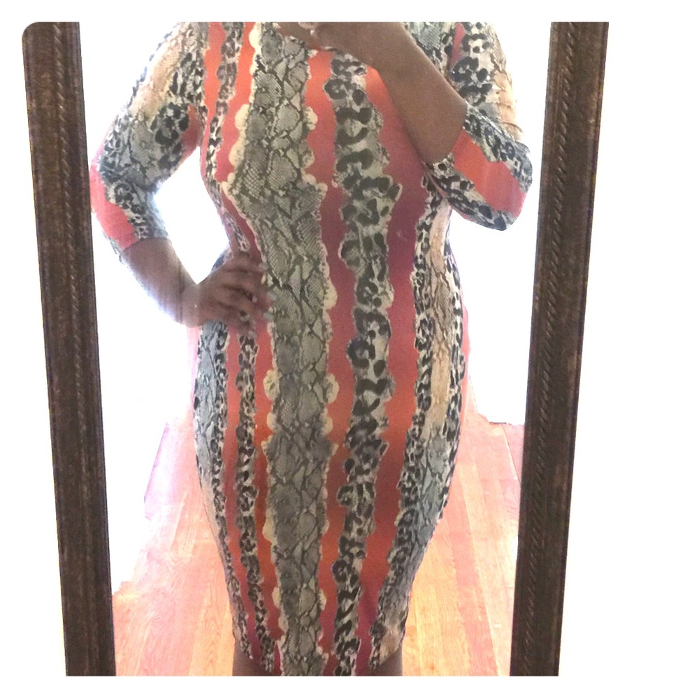FUN n SEXY animal print midi dress!