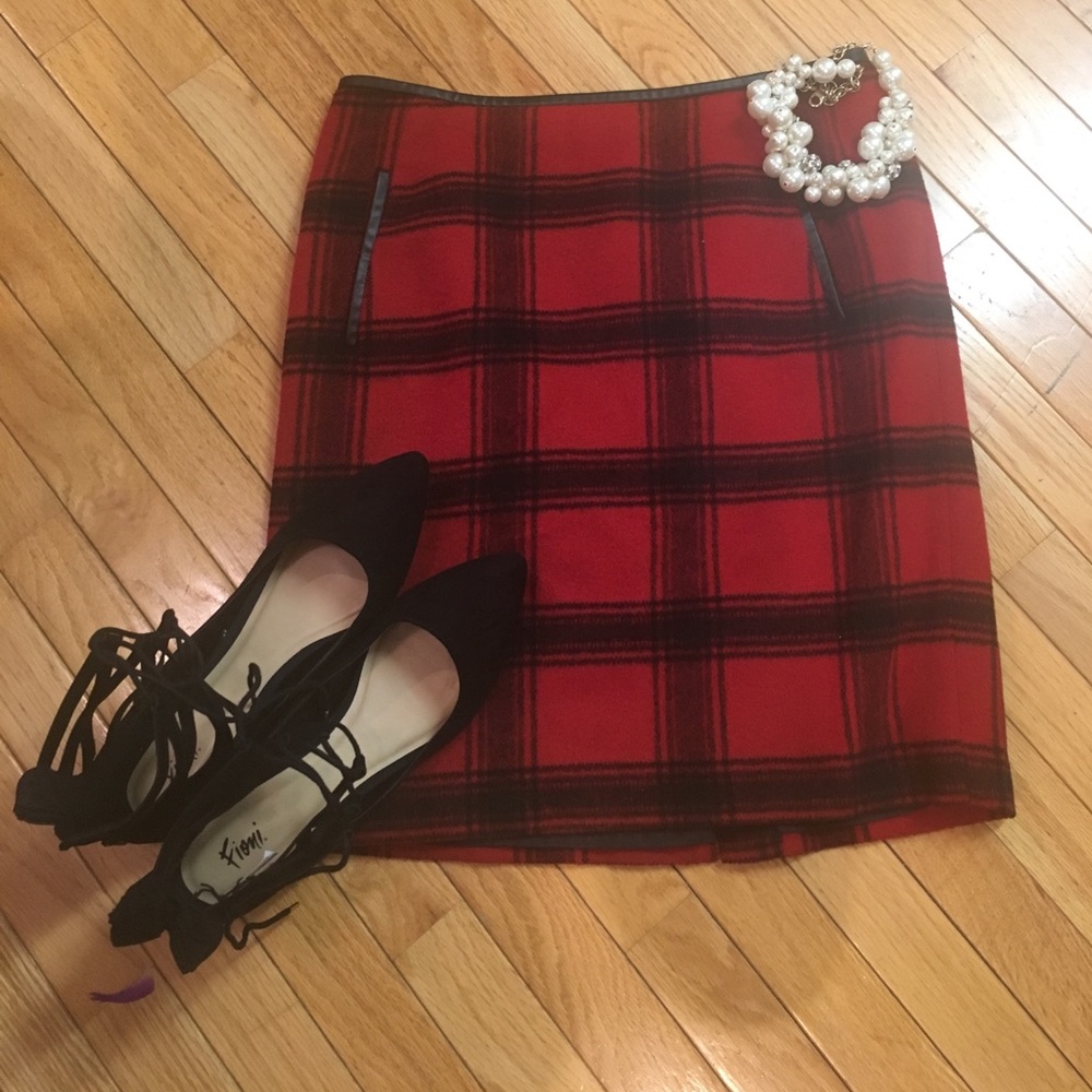 SALE!! ‼🎉 Plaid wool Talbots pencil skirt