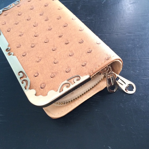 Wallet - Picture 2 of 4