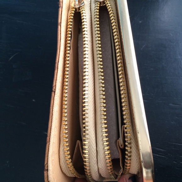 Wallet - Picture 4 of 4