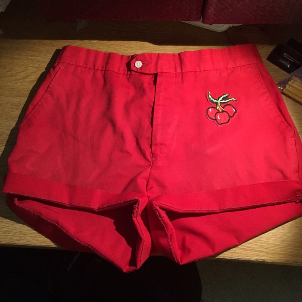 the cherry bomb shorts - Picture 2 of 3