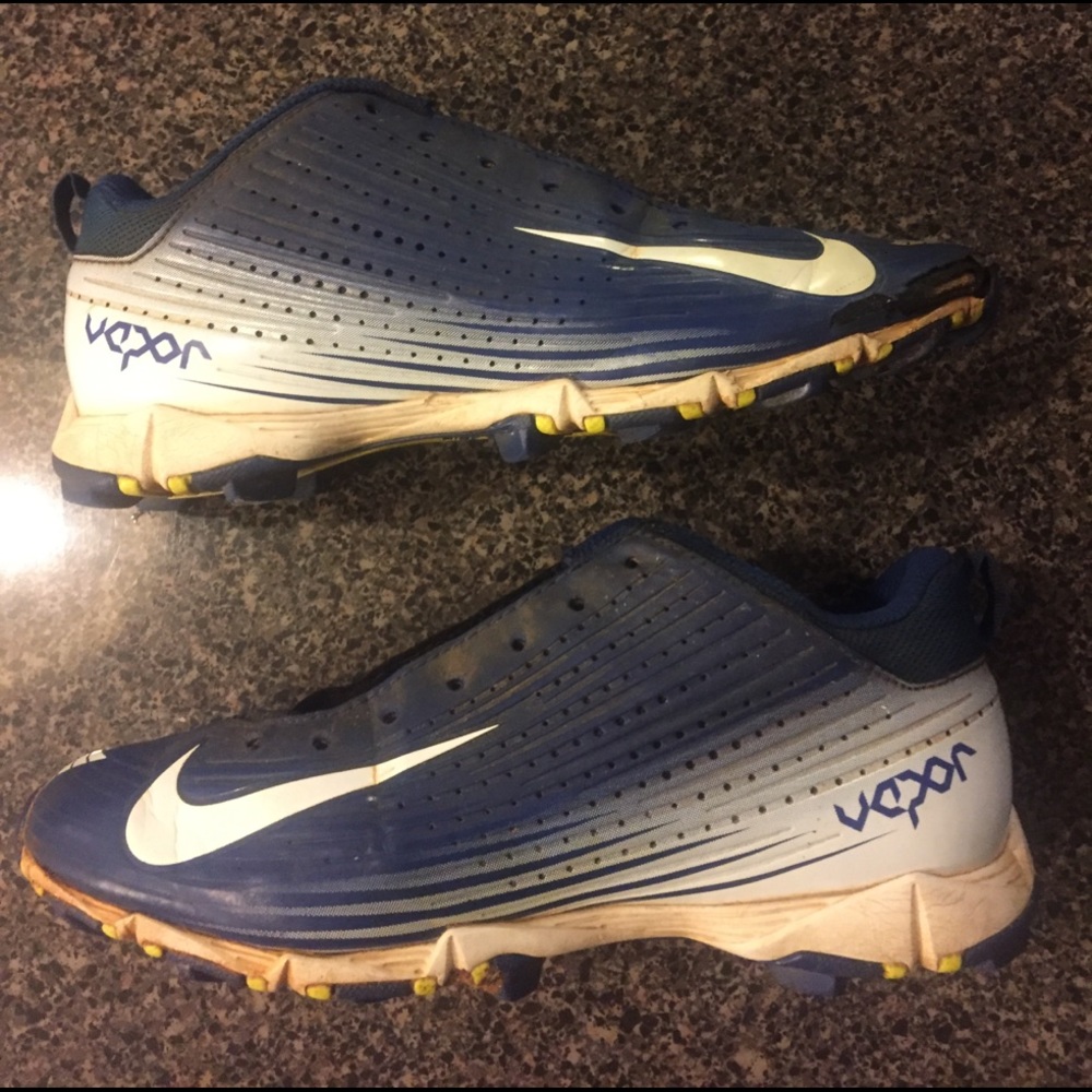 Nike baseball cleats