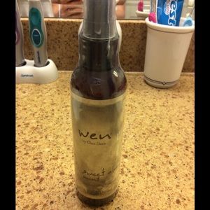Wen Sweet Almond Mint Finishing Treatment mist