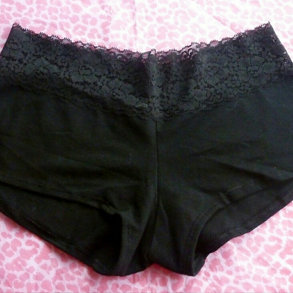 Pink Victoria's Secret Low Rise Boyshorts Medium