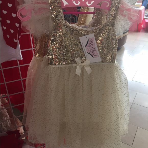 Gold sparkly princess dress - Picture 2 of 2