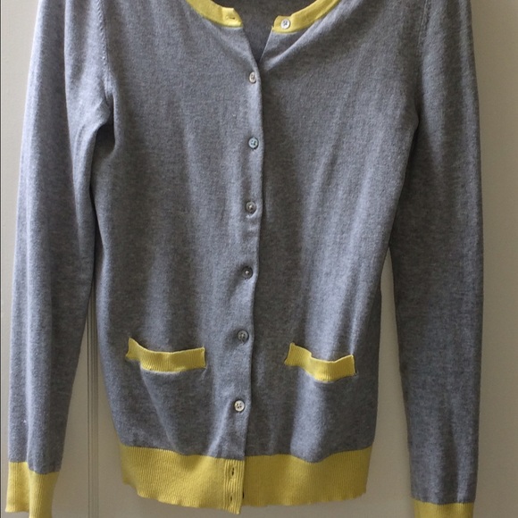 Button down Cardigan - Picture 3 of 3