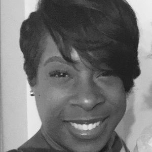 Meet your Posher, Kendra