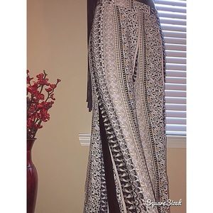 Double split wide leg pants! ✨🦋