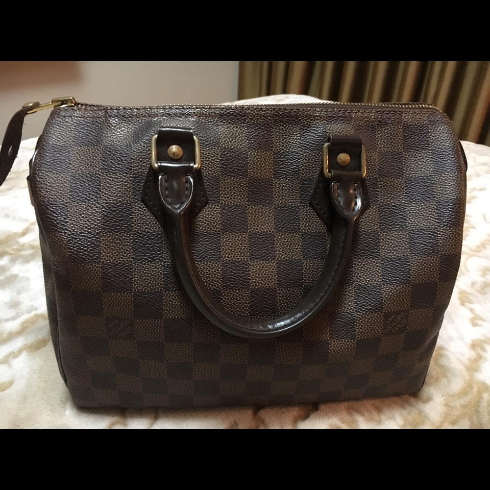 Louis Vuitton Speedy 25